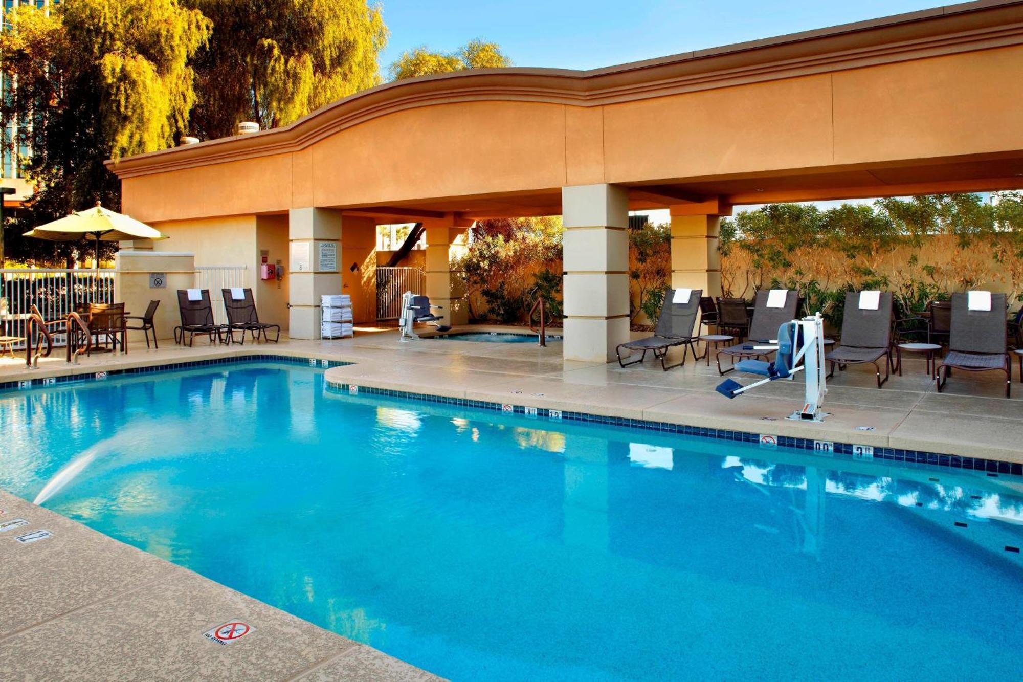 Fairfield Inn & Suites Phoenix Midtown Экстерьер фото